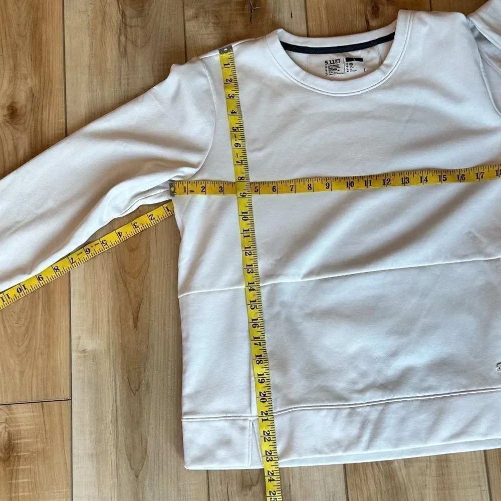 5.11 Women's Fleece Lined Pullover Crew Neck Kangaroo Pocket Cream Size Large
